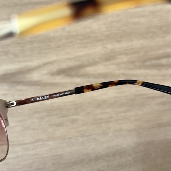 Bally cream and rose pink sunglasses - Picture 5 of 8